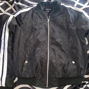 Black and white striped windbreaker zip up jacket